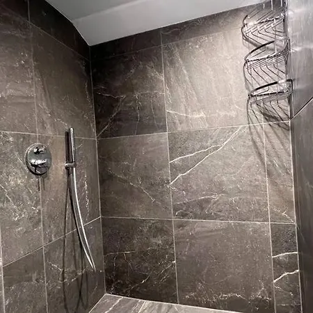 Aquamarine Apartment